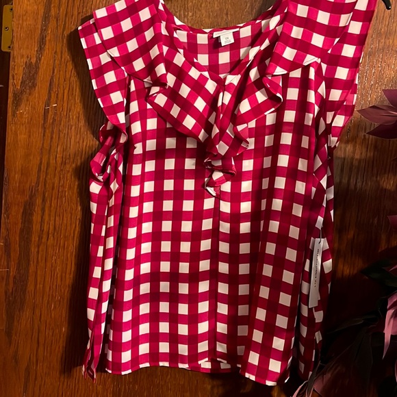 Liz Claiborne Tops - Lovely pink and white gingham shirt.  Liz Claiborne .  NWT Size 0X.